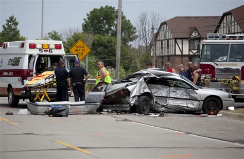 Accident today near me - Texas - The Lone Star StateTexas is the second largest U.S. state, behind Alaska, with an area of 268,820 square miles (696,200 km2). Texas is home to 10 climatic regions, 14 soil regions and 11 distinct ecological regions, and its vast cultural and economic diversity makes it difficult to categorize into just one cultural region of the United States. Texas was once its own independent ... 